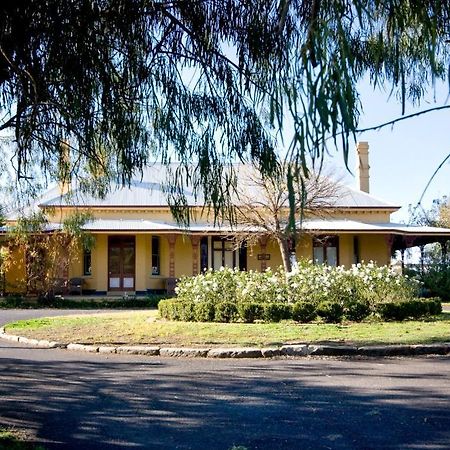 Ranelagh House Hotel Dubbo Exterior photo