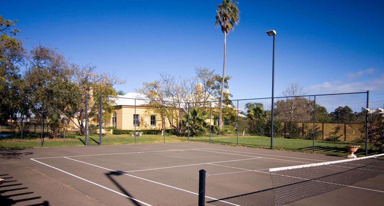 Ranelagh House Hotel Dubbo Exterior photo
